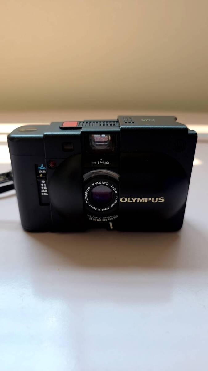 OLYMPUS オリンパス XA 人気 コンパクトフィルムカメラ 中古美品 中古】OLYMPUS オリンパス XA2 ブラック コンパクトフィルム