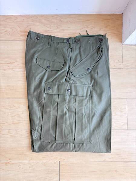 剥き出しボタン M51 フィールドパンツ 未使用品 US ARMY M-1951 M51 50s アメリカ軍 米軍 実物 ビンテージ ミリタリー / M41 M43 M45 M65