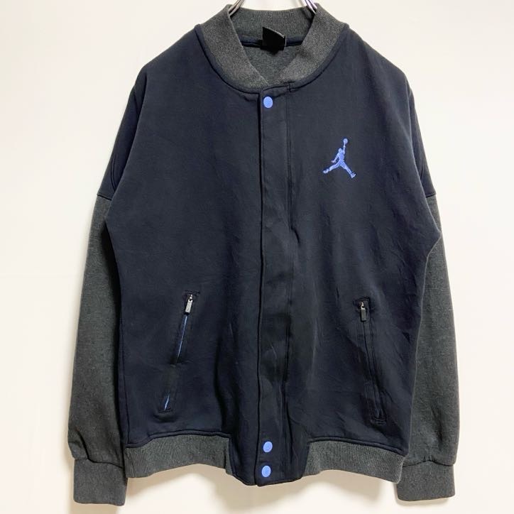 NIKE AIR JORDAN ウイングロゴ　刺繍　スタジャン　ブルゾン　 L NIKE ナイキ AIR JORDAN 刺繍 ヘリテージ リバーシブル