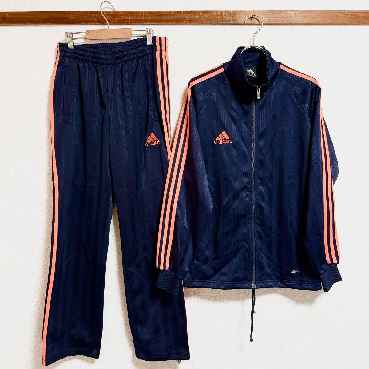 超美品adidas CLIMALITEアディダス ジャージ上下セットレアカラー adidas - 美品 adidas ジャージ 上下セット 黒/ 緑 CLIMALITE
