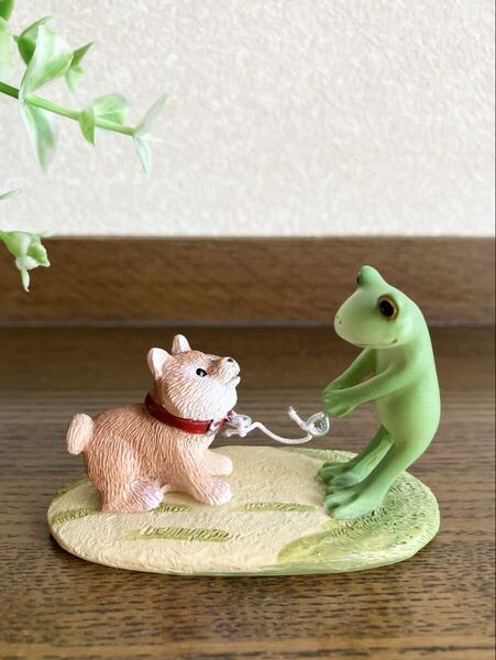 カエルのマスコット♪ Copeau コポー 帰らない柴犬とカエル かえるの置物