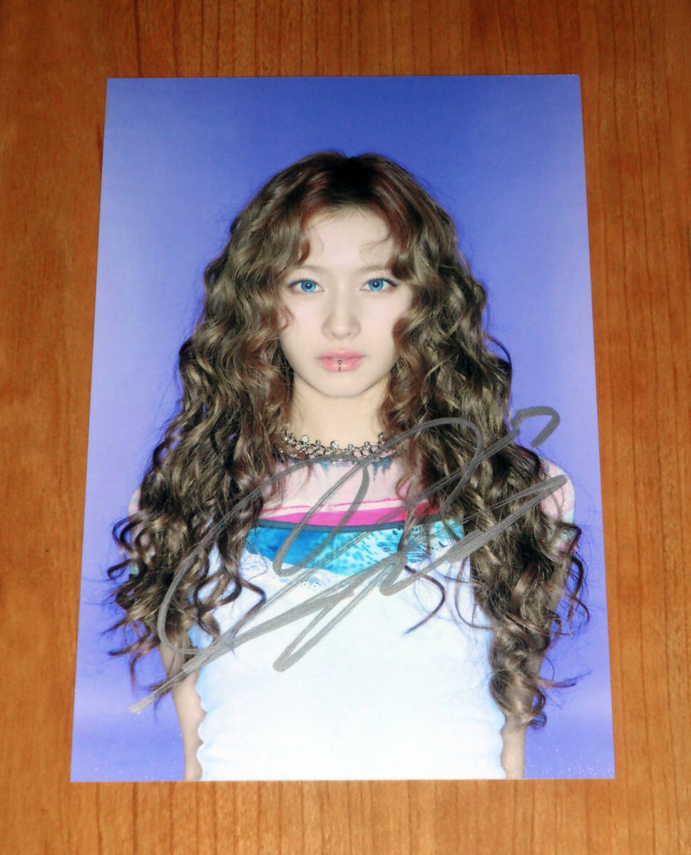 TWICE サナ　モモ　サイン　直筆　激レア　A4スチール写真 Amazon.co.jp: セール中…モモ直筆サイン入り2Lサイズ写真…TWICE