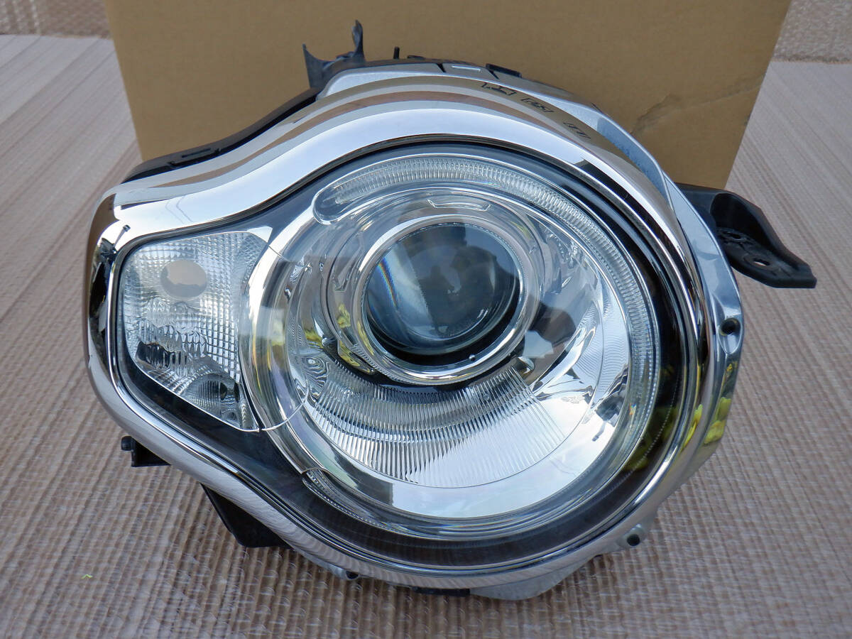 MR92Sハスラーヘッドライトユニット右側中古品 スズキ ハスラー LED右ヘッドライトユニット パーツ