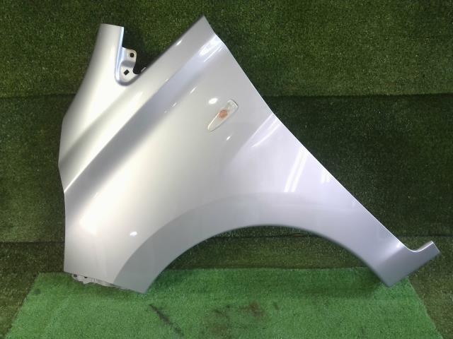 日産 デイズルークス B21A 純正 左 (助手席側) フェンダー カラーW13 デイズルークス DBA-B21A 左フロントドア カラー番号W13