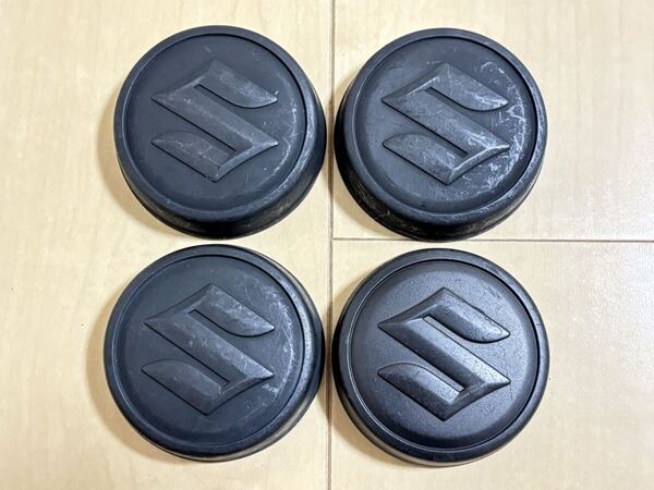 ★ジャンク★ スズキ SUZUKI純正 鉄 スチール てっちん 軽トラ 軽バン センターキャップ4個 中古 ロゴ付 ハスラー HUSTLER エブリィ