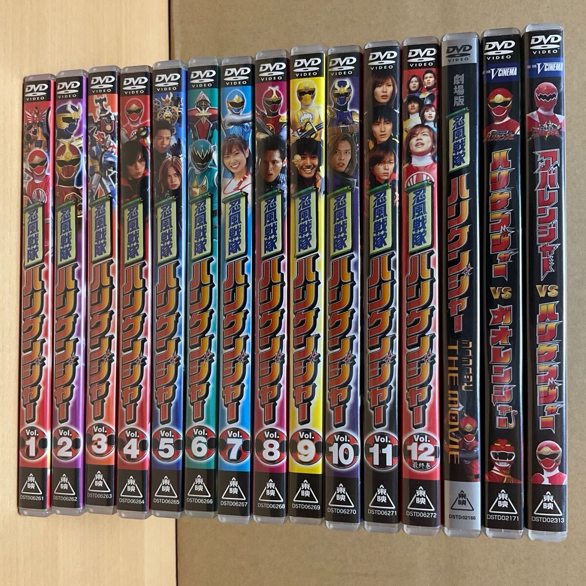 忍風戦隊ハリケンジャー DVD１〜４巻セット セル版！レンタル落ちではありません Amazon.co.jp: 忍風戦隊ハリケンジャー Vol.1 [DVD] : 特撮(映像