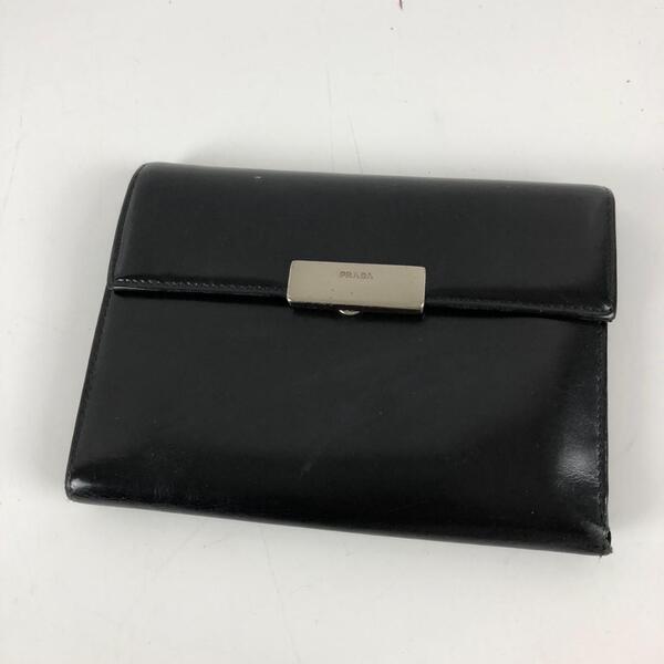 PRADA プラダ 二つ折り財布 ブラック レディース ブランド 財布 カードケース カード入れ お札入れ 小銭入れ コインケース