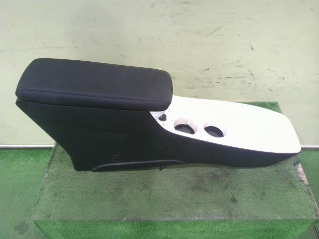 30プリウス後期コンソールボック中古 2025年最新】Yahoo!オークション -30プリウスコンソールボックス