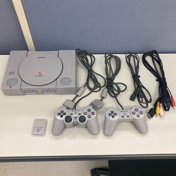 動作確認済 PlayStation (PS1) 本体 + コントローラー2個 SONY SCPH-7000 ゲーム機 プレイステーション PlayStation