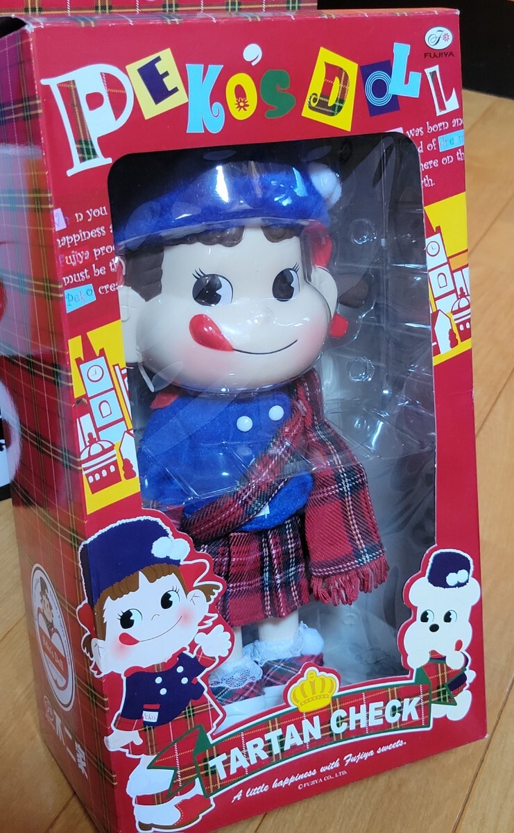 大きなペコちゃんのぬいぐるみ 楽天市場】FUJIYA 不二家 Peko Family Club ジャンボ ペコちゃん