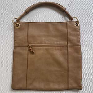 人気!送料込み!BOTTEGA VENETA ボッテガヴェネタ ショルダーバッグ ハンドバッグ ワンショルダー トートバッグ 本革 レザー