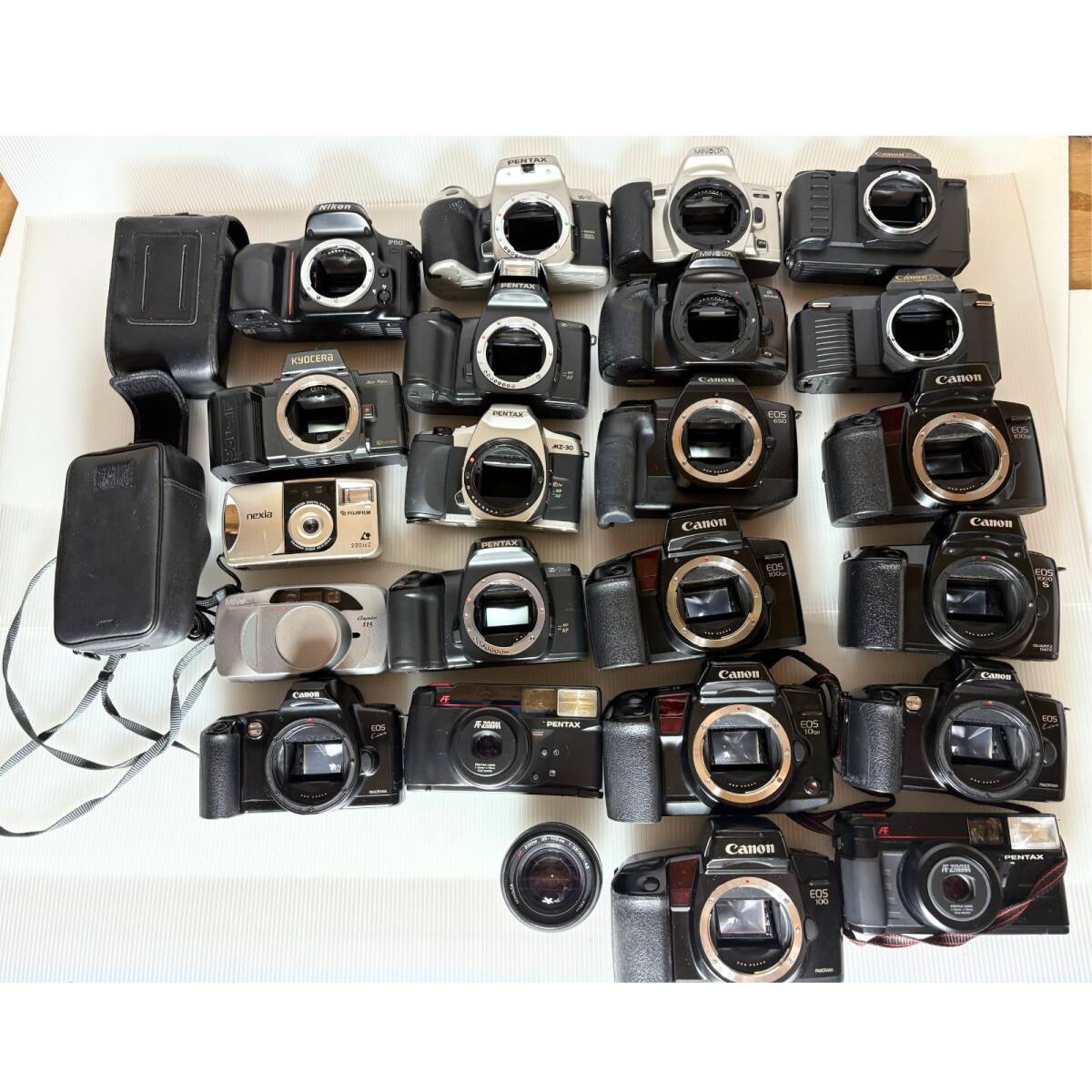 Nikon レンズ まとめ売り Yahoo!オークション -「レンズ まとめ (nikon ニコン)」の落札