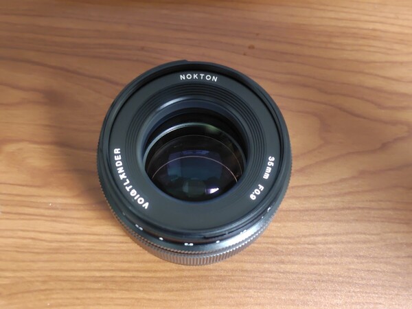 ほぼ新品・送料無料 フォクトレンダー NOKTON 35mm F0.9 Aspherical 富士フイルムXマウント用