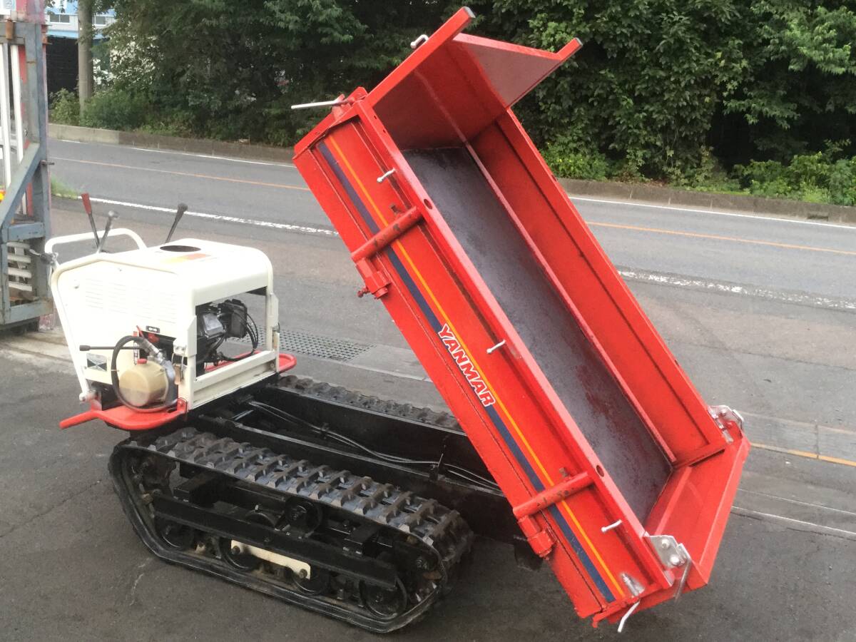 CRAWLER クローラー　YANMA ヤンマ ヤンマークローラー運搬車：人気でおいしいメロンを育てる農業
