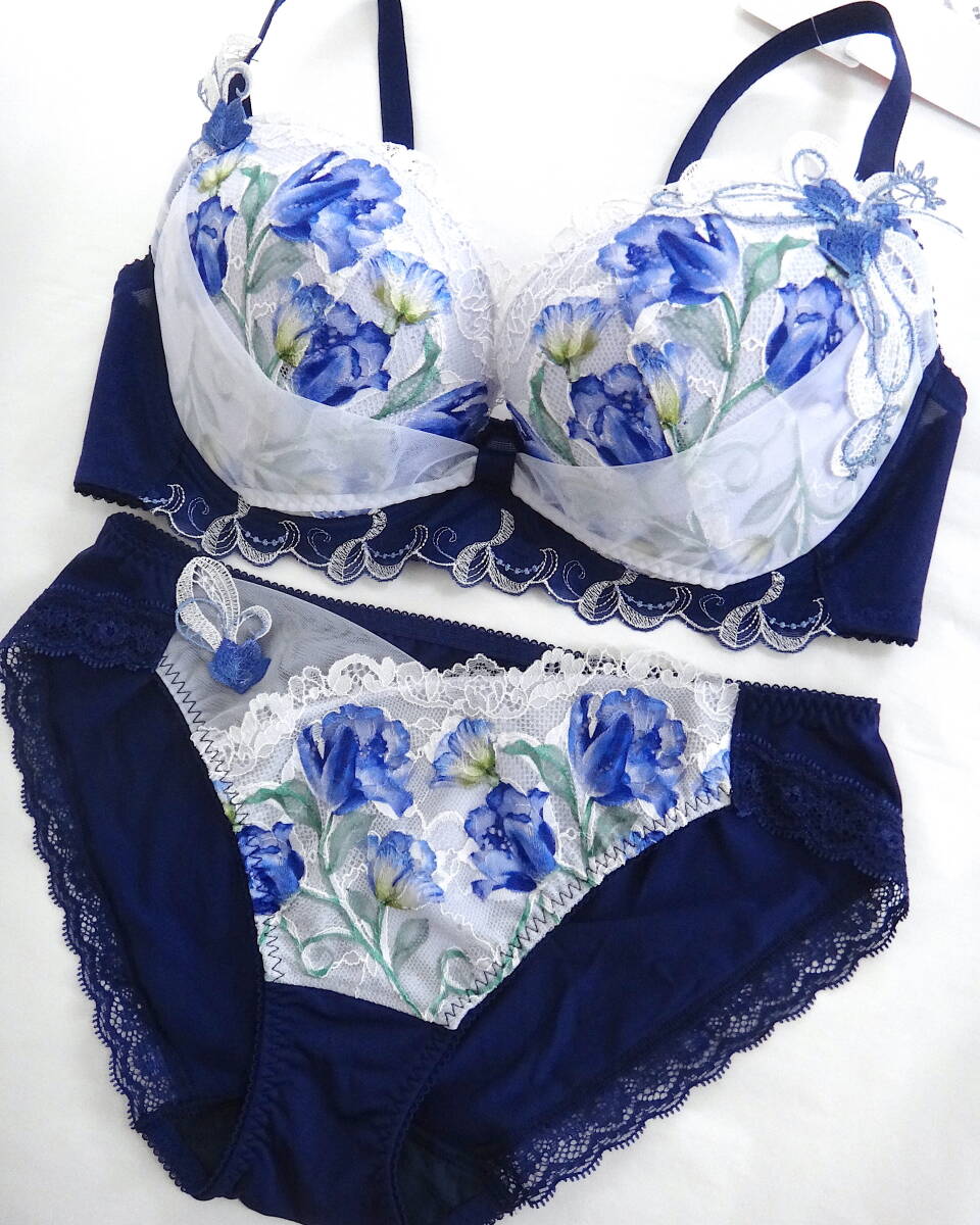 ワコール　トレフル　ブラ＆ショーツセット　D65 Mサイズ ワコール トレフル ブラ＆ショーツセット D65 Mサイズ Yahoo