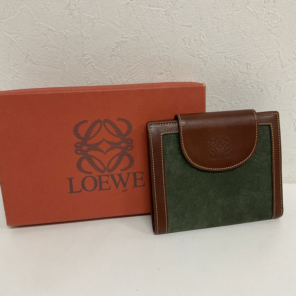 Loewe スウェード　お財布 LOEWE（スエード ・ 財布）のフリマアイテム一覧