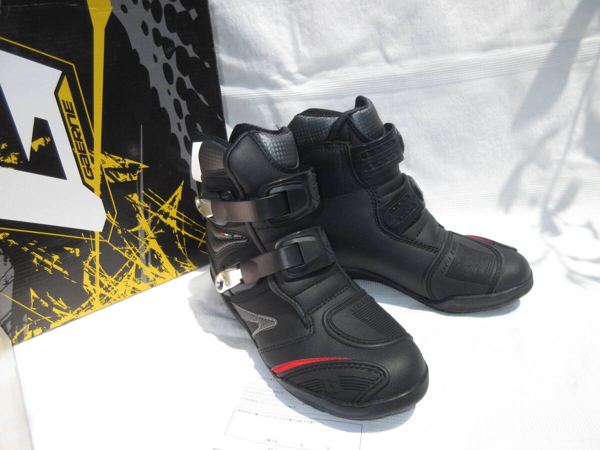 Yahoo!オークション -「ガエルネ タフギア」(靴) (バイクウエア