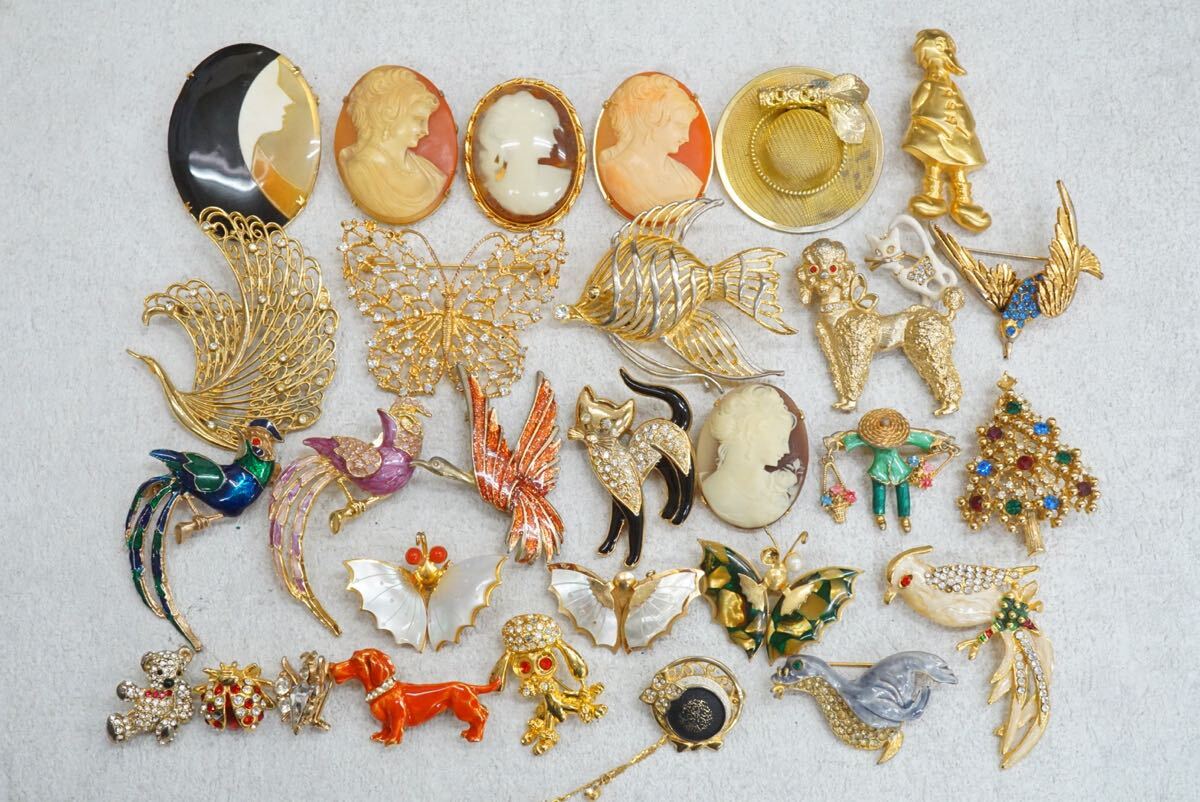 アクセサリー　ジャンク　イヤリング　ネックレス　リング　他　約８Kg ネックレスイヤリングセット(ネックレス) | a.v.v(アー・ヴェ