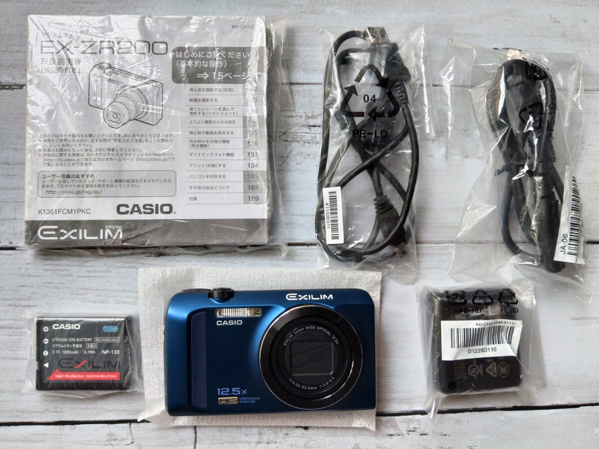 美品 CASIO EXILIM EX-ZR200 箱.付属品あり Yahoo!オークション -「casio ex-zr200」の落札相場・落札価格