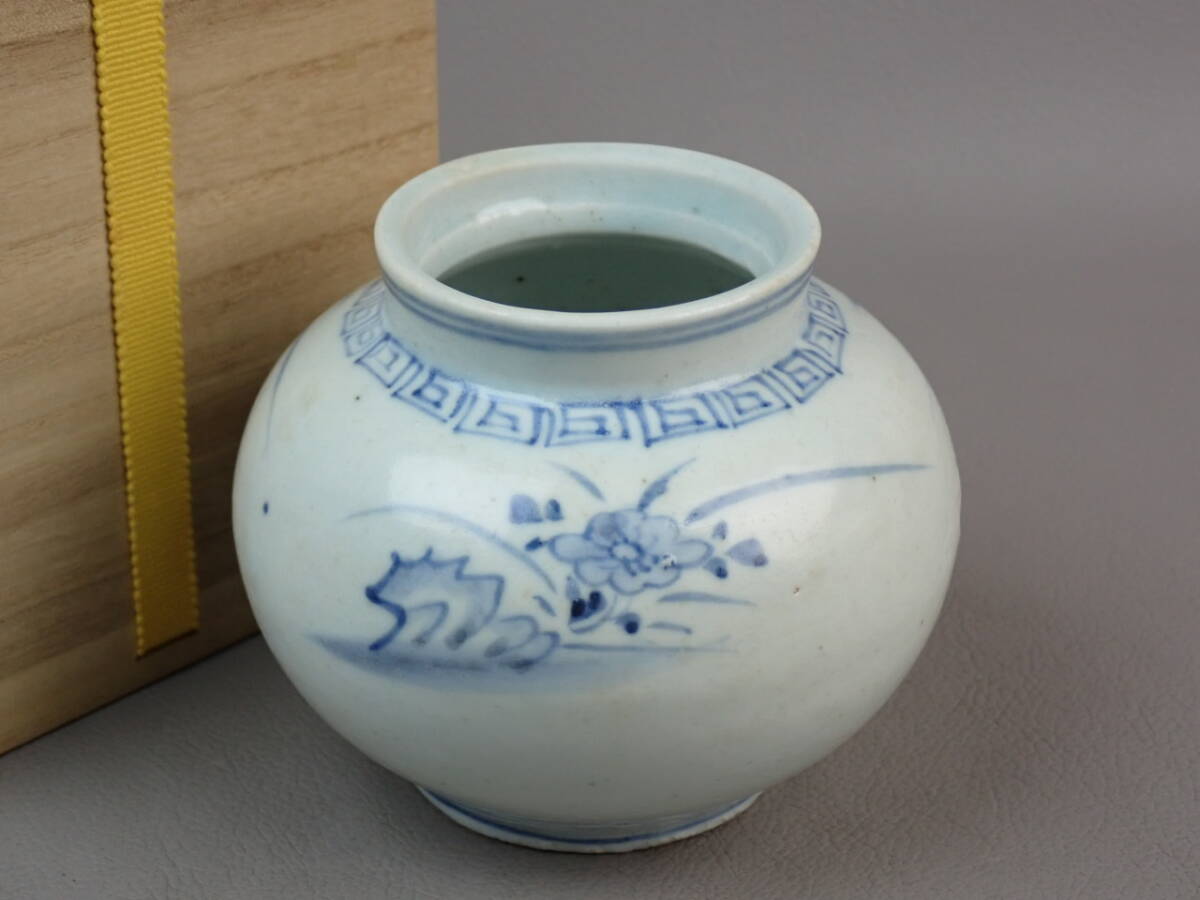 【花】清朝期色絵染付四君子図蛍手猪口 【花】清朝期色絵染付四君子図蛍手猪口