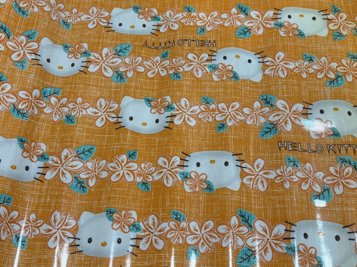 新品) ハローキティ　　生地　　　(激レア) レア☆ハローキティ生地 レトロキティちゃん生地 SANRIO 木馬柄
