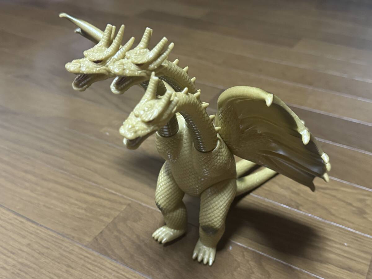 キングギドラ 2体★貴重な2本角★タグ付き歴代怪獣ボックス版　硬質ソフビ1984 キングギドラ 2体☆貴重な2本角☆タグ付き歴代怪獣ボックス版