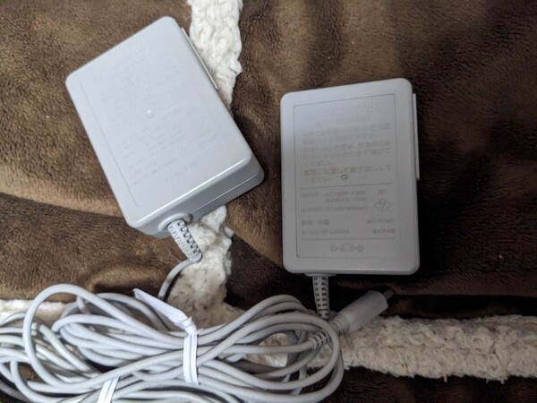 2個 3DS ACアダプター WAP-002 充電器 純正品 ニンテンドー ★