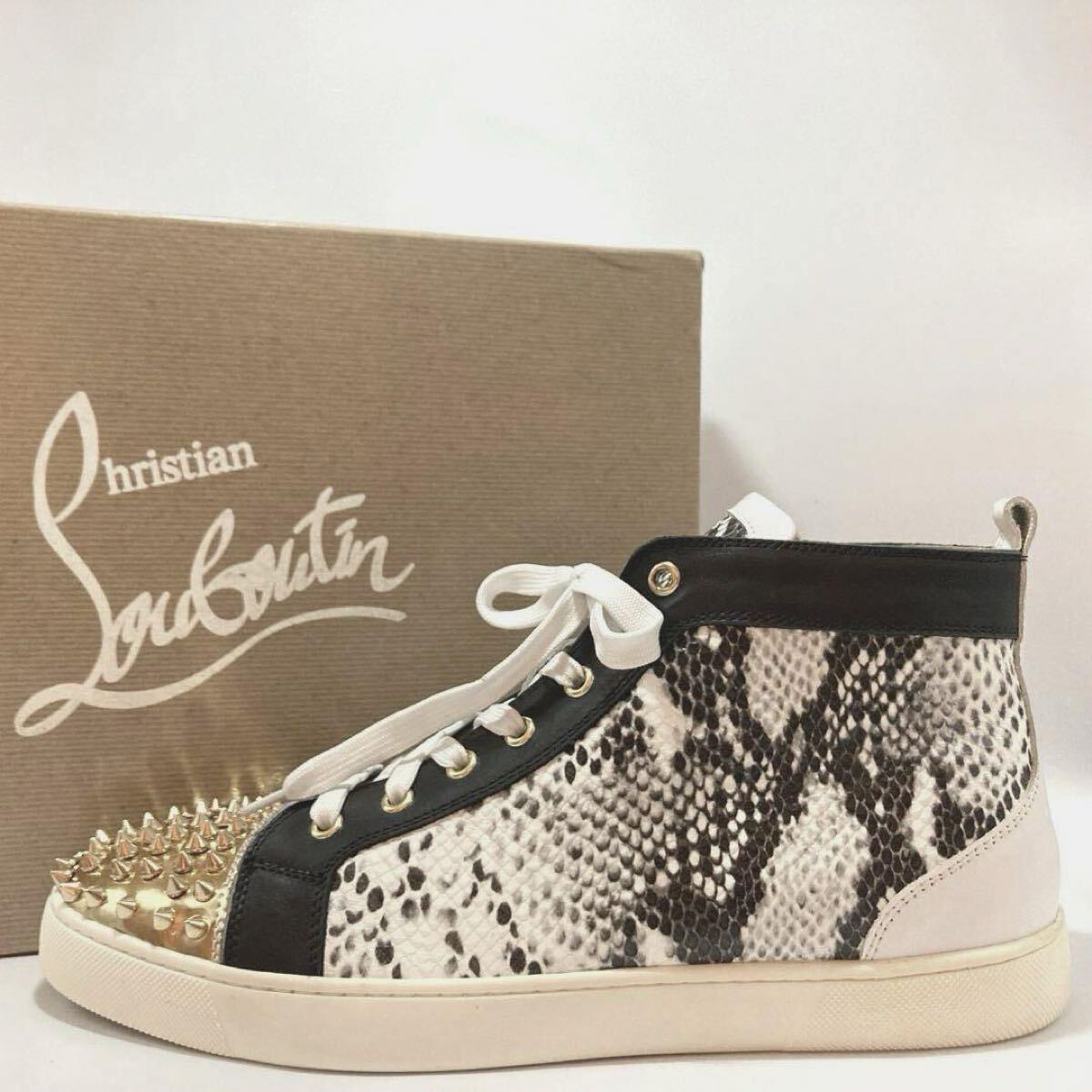 クリスチャン　ルブタン　スニーカー　24.5　ゴールド Yahoo!オークション -「クリスチャンルブタン スニーカー ゴールド」の