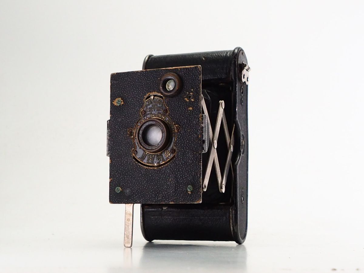 Kodak カメラ　ジャンク品 ジャンク品】KODAKコダック インスタマチックカメラ 134
