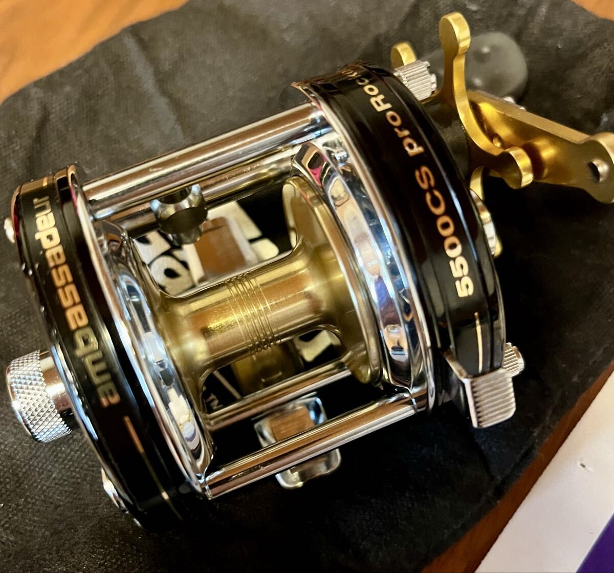 期間限定セール　美品！　アブ　ABU 5500CS Pro Rocket 黒金 期間限定セール 美品！ アブ ABU 5500CS Pro Rocket 黒金