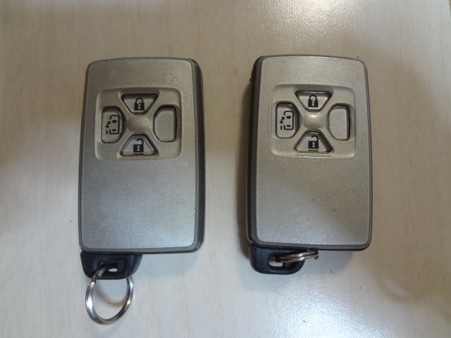 トヨタ VELLFIRE リモコンキー 2個セット 楽天市場】ヴェルファイア スマートキー トヨタ純正の通販