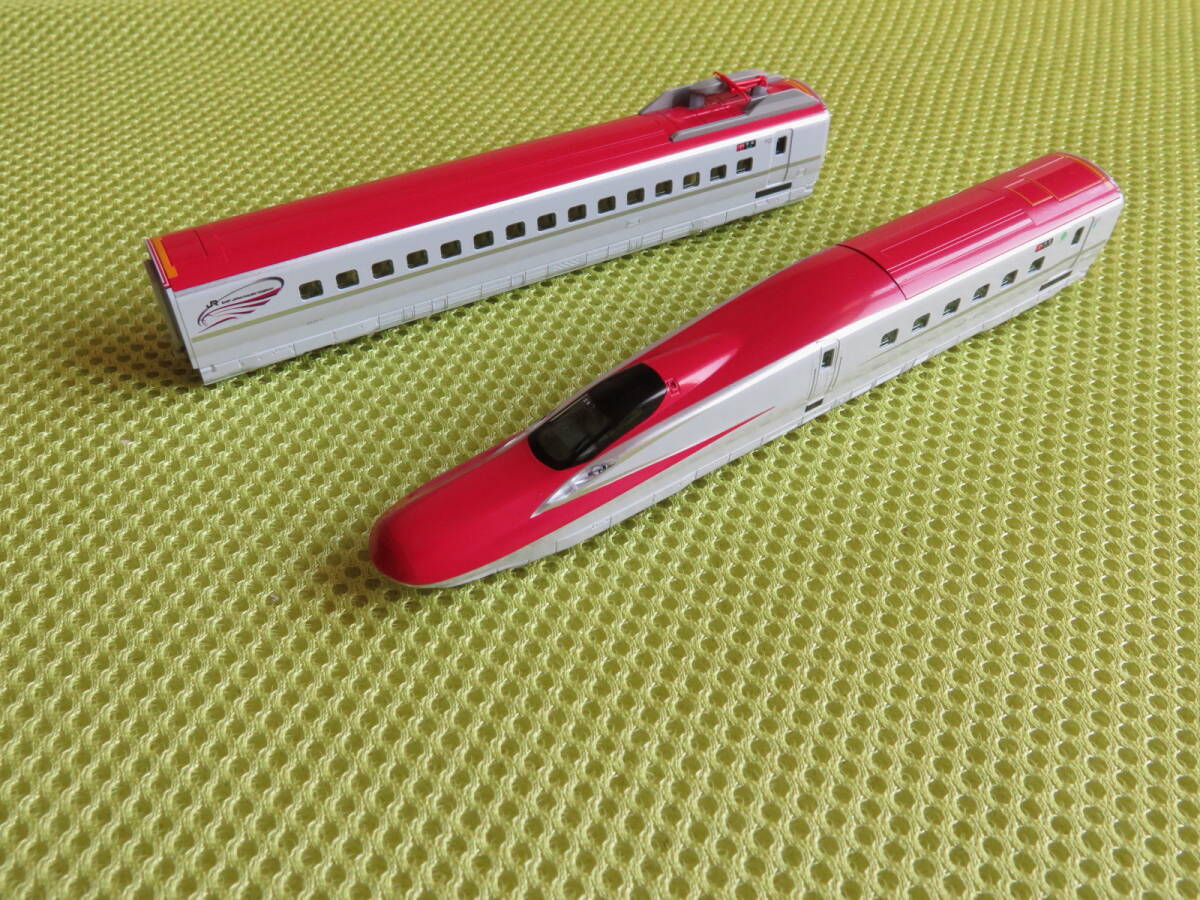 KATO　E6系 こまち やや訳あり KATO E6系新幹線「こまち」 基本セット(3両) 品番：10-1566