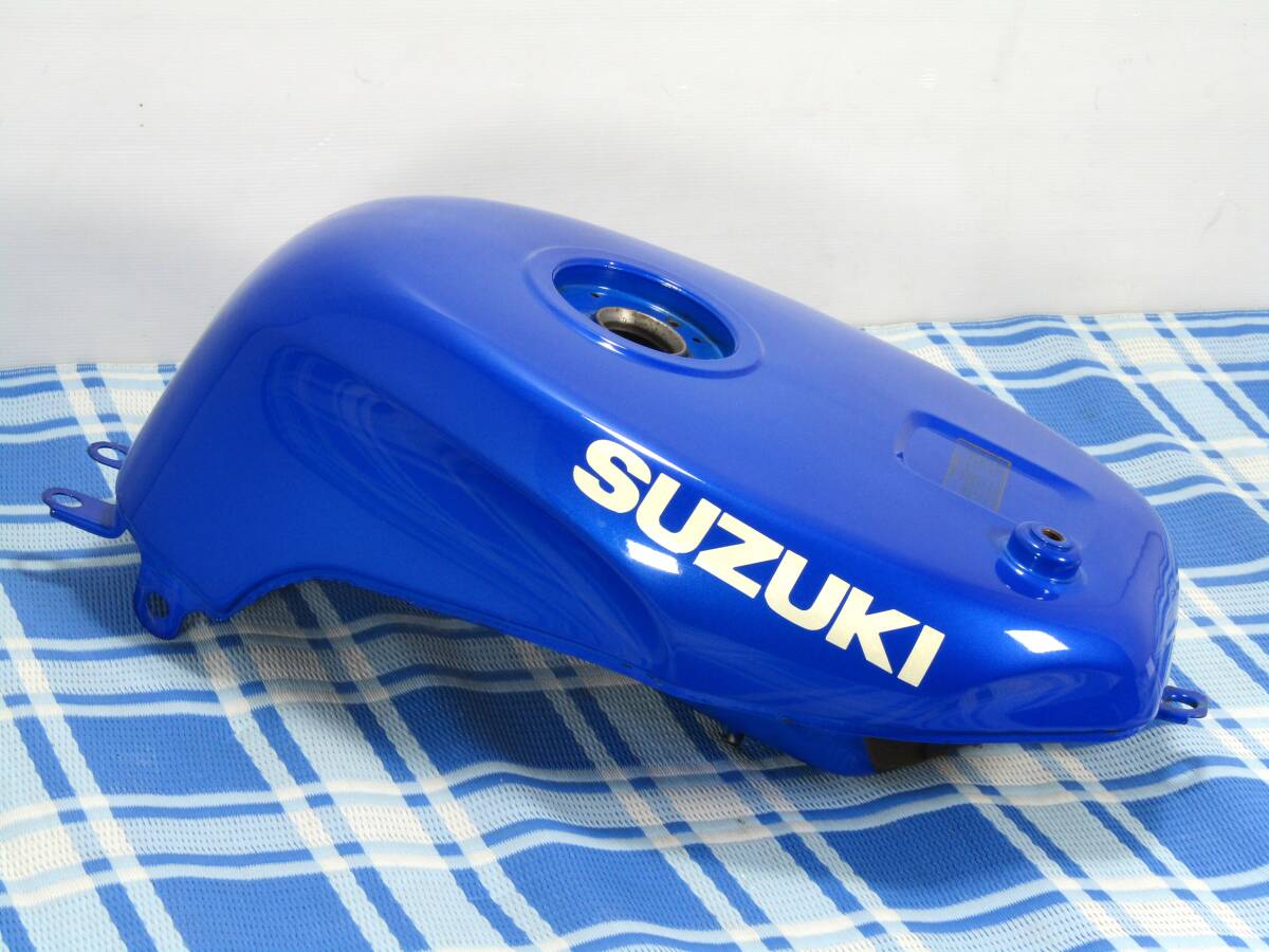 送料込 SUZUKI GSX-R400R GK76A ガソリンタンク スズキ 2025年最新】Yahoo!オークション -gsx r400 タンクの中古品