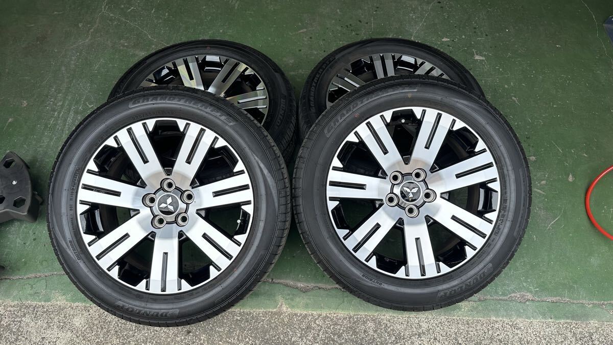 デリカD5 純正ホイールタイヤセット 225/55R18 デリカ D5 純正ホイール タイヤセット 純正ナット付 - メルカリ