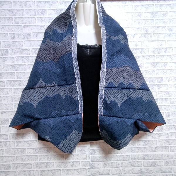 ボレロ…モモンガ…ポンチョ*着物リメイク ハンドメイド 総柄 レトロ柄 カーディガン 羽織 ショール