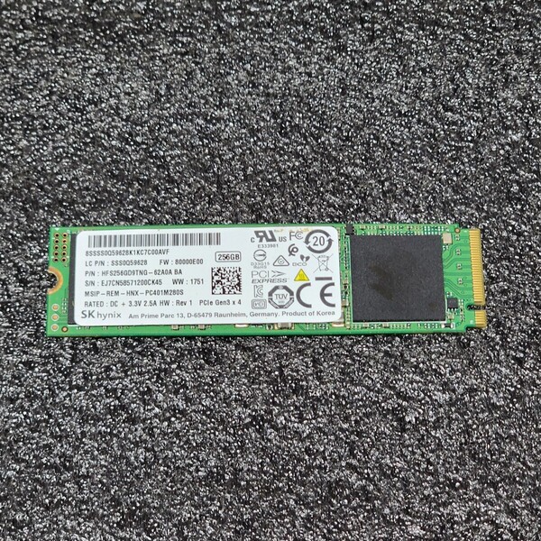 SK HYNIX HFS256GD9TNG-62A0A 256GB NVMe SSD フォーマット済み PCパーツ M.2 2280 動作確認済み 240GB 250GB