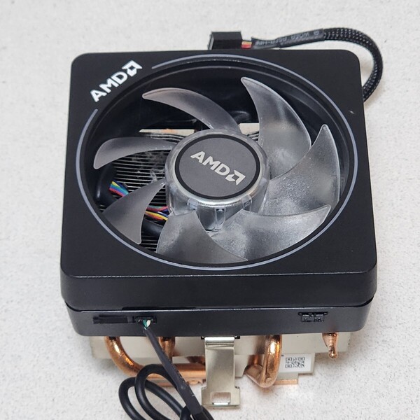 【送料無料】AMD Wraith Prism Ryzen付属CPUクーラー Socket AM4・AM5等対応 PCパーツ