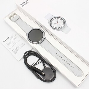 【美品】SAMSUNG Galaxy Watch6 Classic 47mm SM-R960NZSAXJP シルバー スマートウォッチ サムスン ギャラクシーウォッチ クラシック 本体