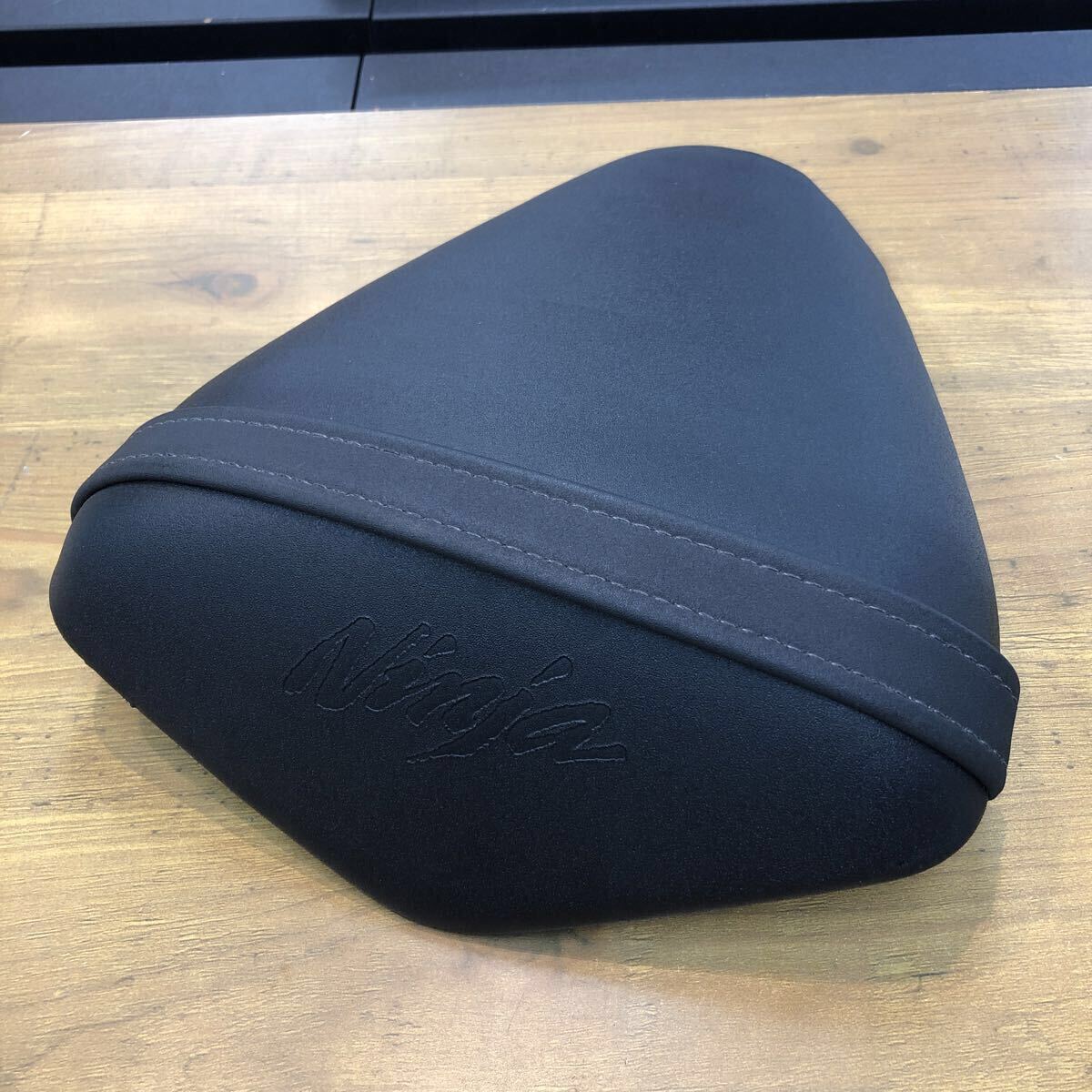 ZX6R 2013〜 タンデムシート 美品 ZX6R 2013〜 タンデムシート 美品 値下げ】カワサキ ZX-6R