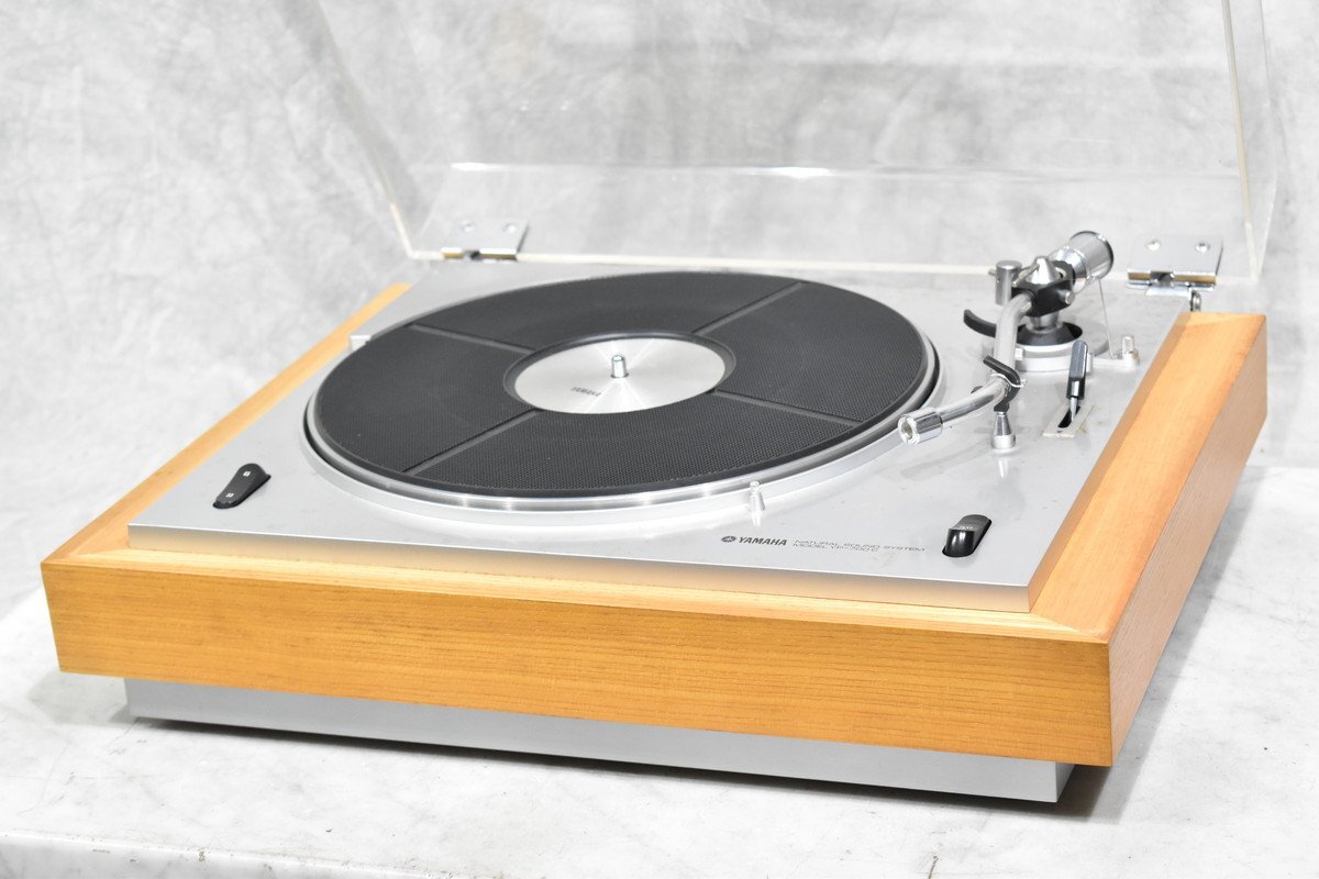 YAMAHA YP-700C ターンテーブル　レコード　現状品 YAMAHA YP-700/YP-700Cの仕様 ヤマハ