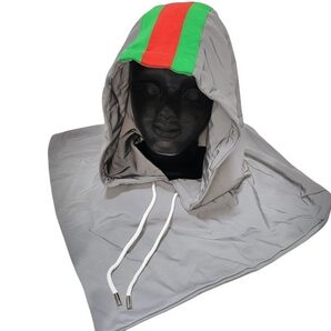 新品 本物 グッチ GUCCI ウェブストライプ全開のデザインが目を奪う フード パーカー GRG これからの季節に重宝 M ポーチ付き