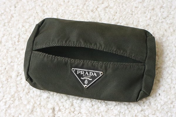 Yahoo!オークション -「ティッシュ (prada プラダ