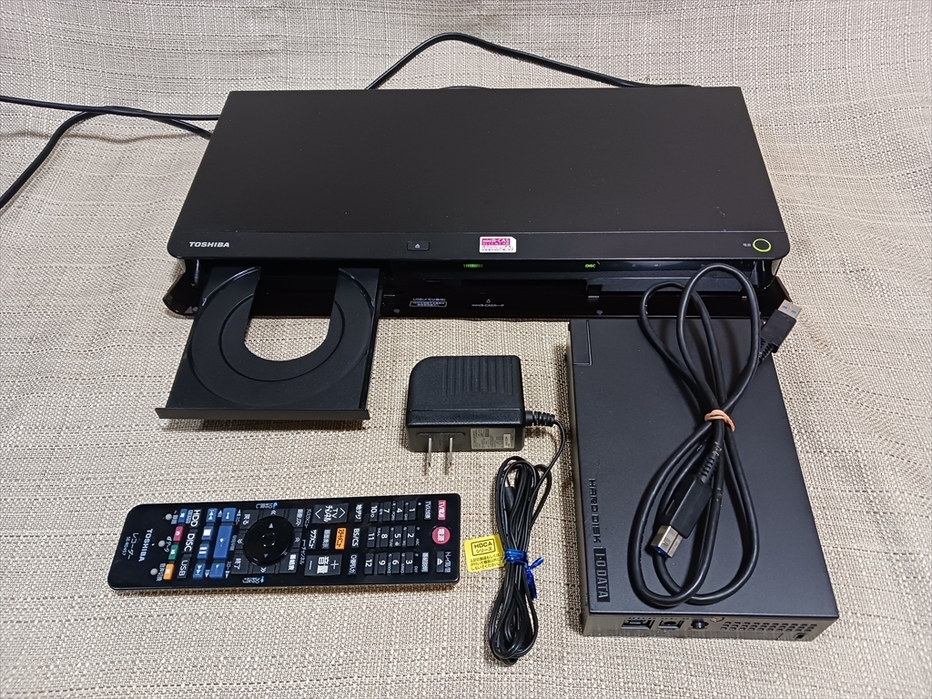 【東芝/REGZA】ブルーレイレコーダー(DBR-W1007) ケーブル一式付き 価格.com - 東芝 REGZAブルーレイ DBR-W1007 価格比較
