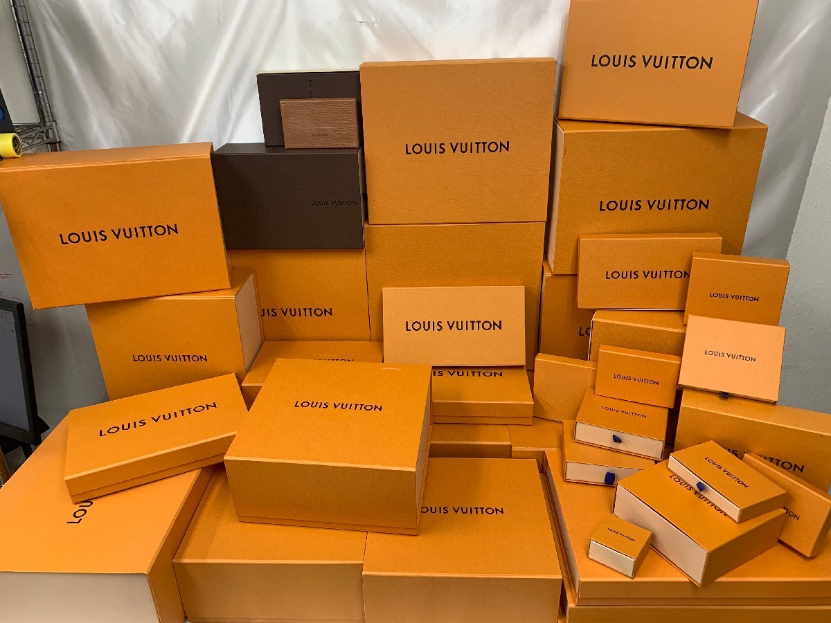 ルイヴィトン LOUISVUITTON 保管箱 空箱 紙袋 色々まとめ売り Yahoo!オークション -「ルイヴィトン 空箱」の落札相場・落札価格