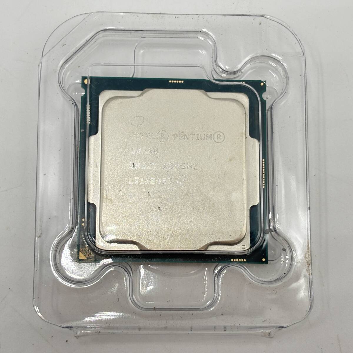 【中古】INTEL(インテル） PENTIUM（ペンティアム）キーホルダー1個 ORIGINAL VINTAGE 1997 INTEL PENTIUM II PROCESSOR MMX