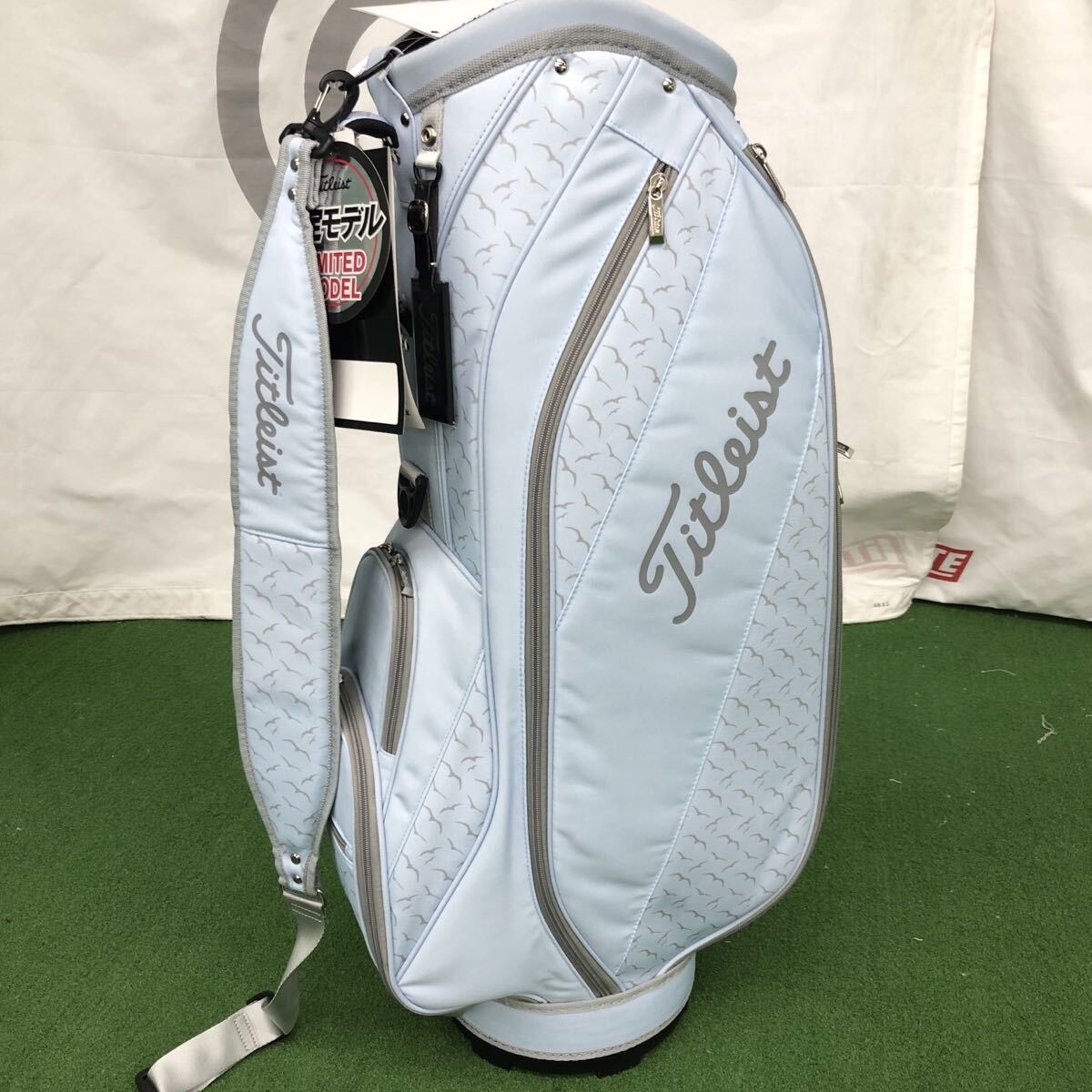 ★キャディバッグ★タイトリスト★9型★中古品★ホワイト★今年購入 ☆キャディバッグ☆タイトリスト☆9型☆中古品☆ホワイト☆今年購入