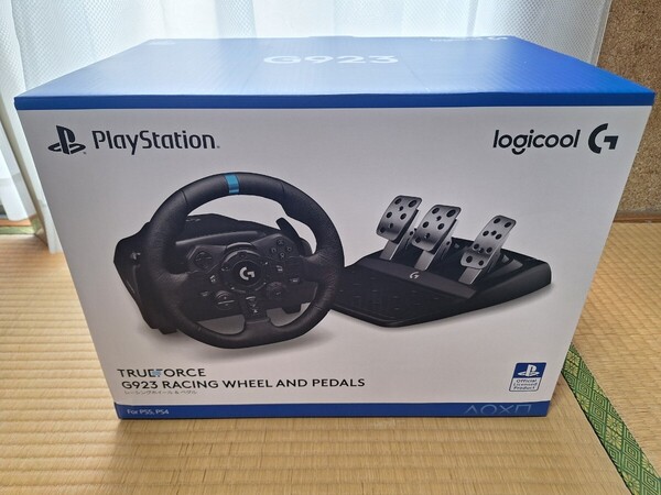 新品 未使用 ロジクールG923 TRUEFORCE ハンドルコントローラー ハンコン Logicool ロジクール G GT7 レーシングホイール PS4 PS5 PC