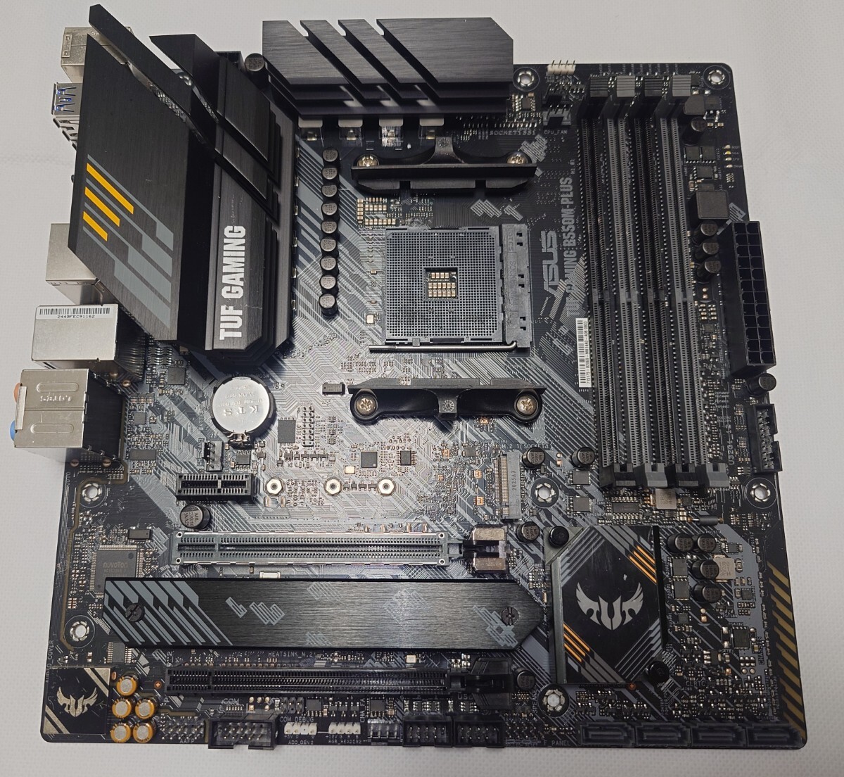 ASUS TUF GAMING B550M-PLUS マザーボード　中古品 TUF Gaming 【いつでも+1％！5のつく日と日曜日は+2%！】【爆買