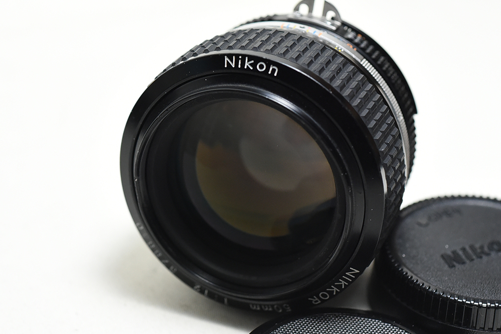 【SIC・極美品】動作◎ ニコン Ai-s Nikkor 24mm F2 131 SIC・極美品】動作◎ ニコン Ai-s Nikkor 24mm F2 131 SIC ver