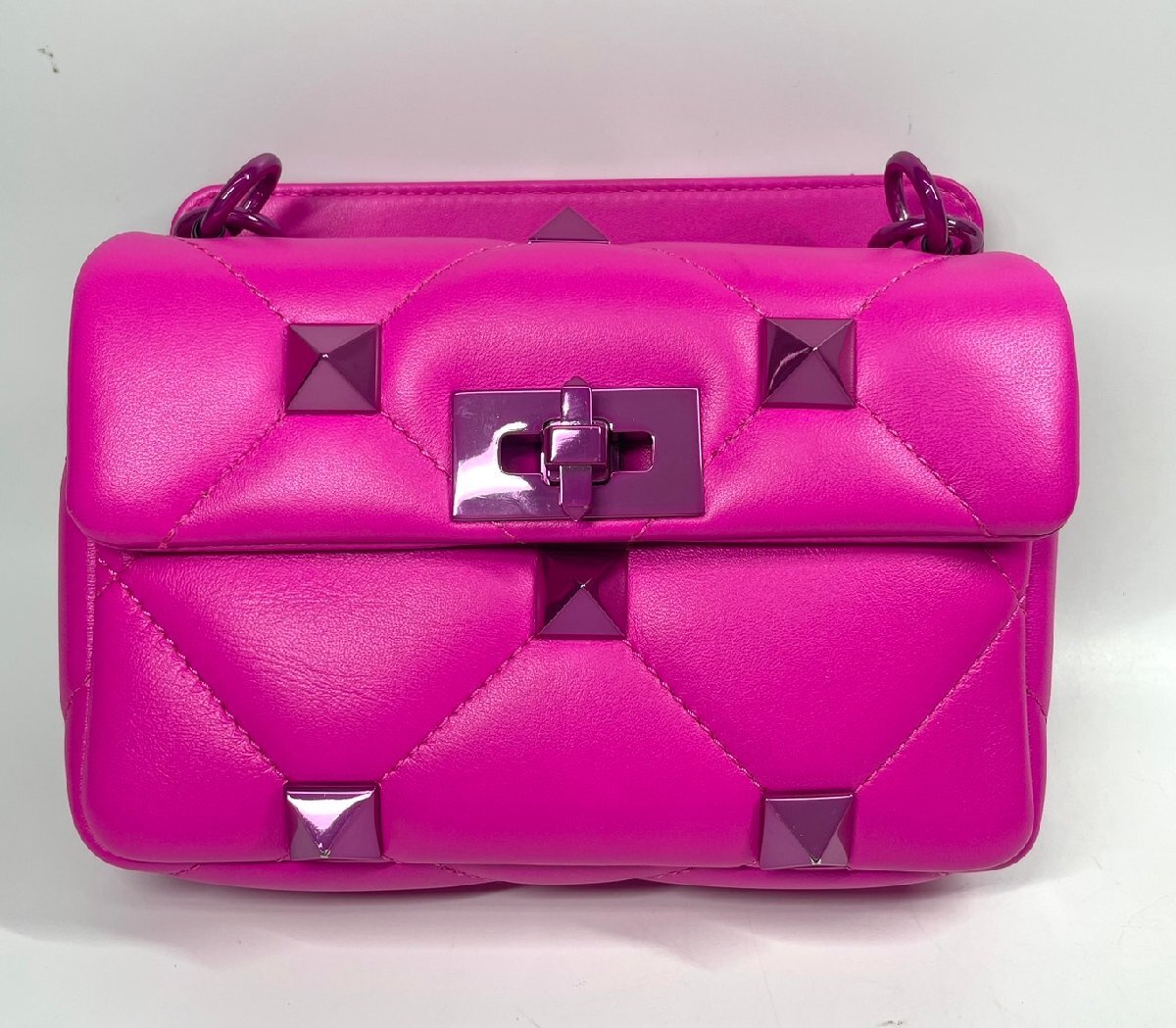 本日12時まで専用　美品 ヴァレンティノ  マルチカラー スタッズ　バッグ 楽天市場】ヴァレンティノ スタッズ バッグ マルチカラーの通販